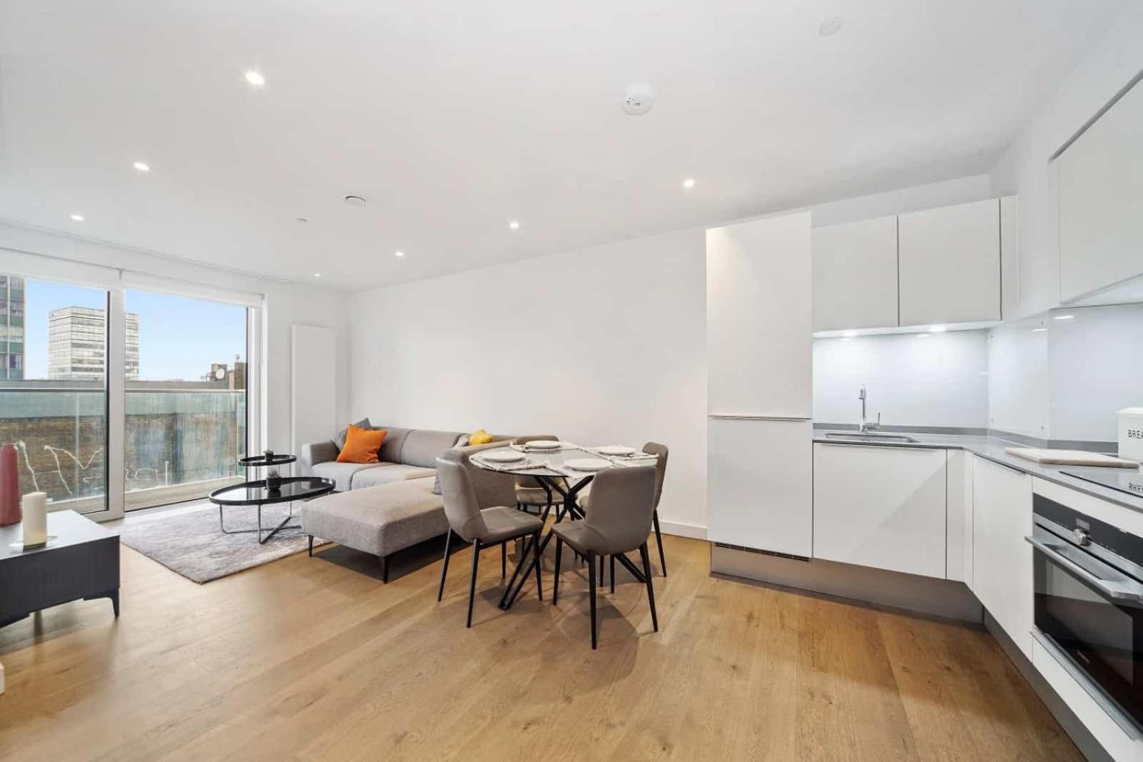 Luxury Modern Flat In